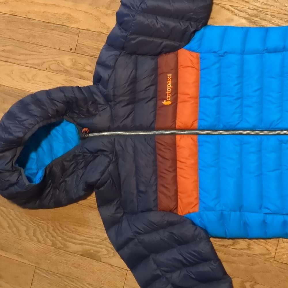 Cotopaxi Fuego Down Hooded Puffer Jacket